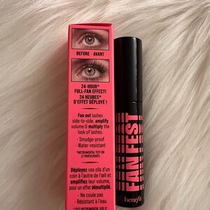 Mini Benefit Fan Fest Mascara - Hyper black